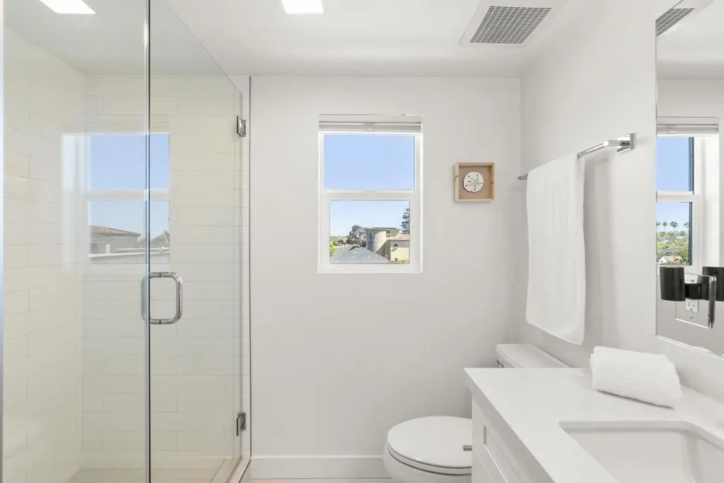 https://cdn.realtyfeed.com/cdn/127/306525546/4486afdf989d8921aeb39e101c985a62.webp