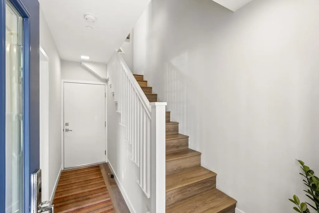 https://cdn.realtyfeed.com/cdn/127/306525546/5d3e7e2bce10863a88397a9928069a42.webp