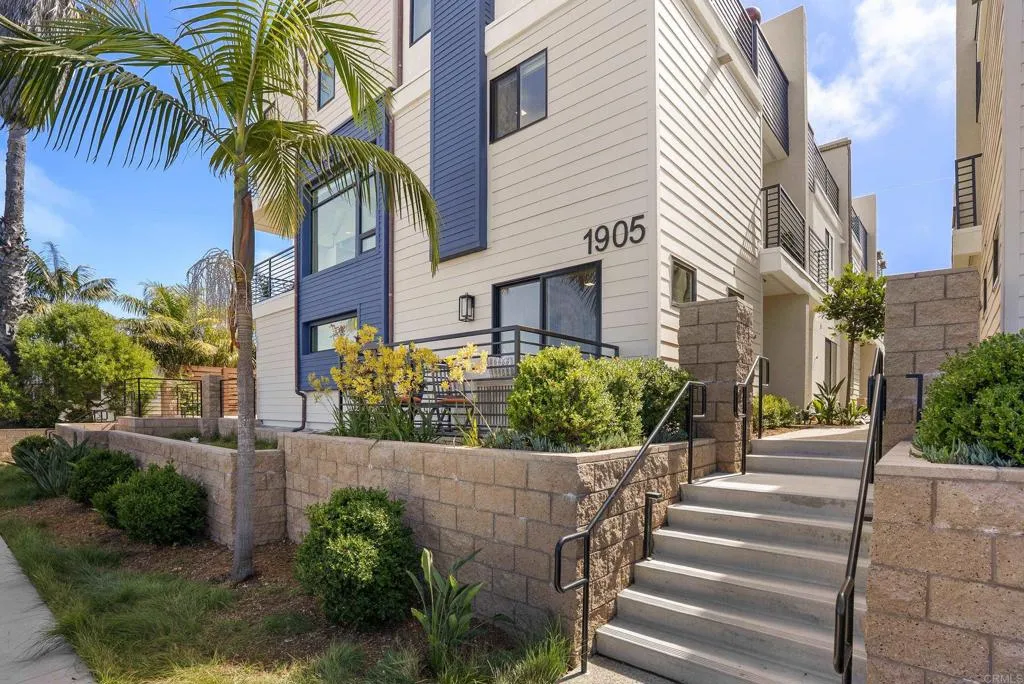 https://cdn.realtyfeed.com/cdn/127/306525546/a4044ad34c0942f1002b0ff0f68e9c58.webp