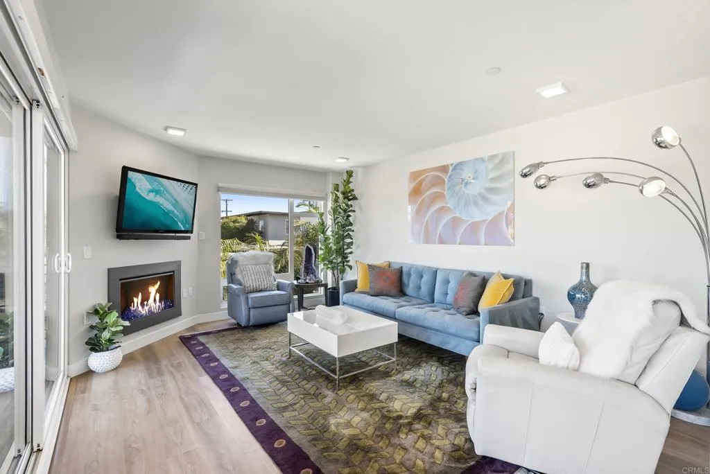 https://cdn.realtyfeed.com/cdn/127/306525546/a8a3834ff2b83ff56f67b3488f96260a.webp
