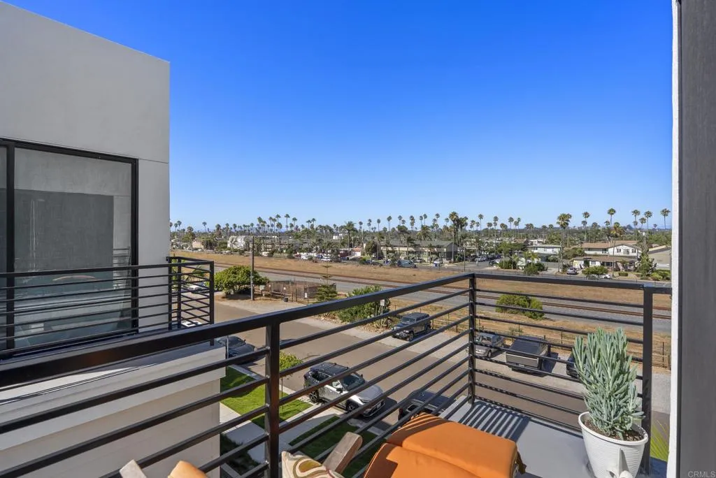 https://cdn.realtyfeed.com/cdn/127/306525546/b77936e4c93f7a1ec8bec5846dd97963.webp
