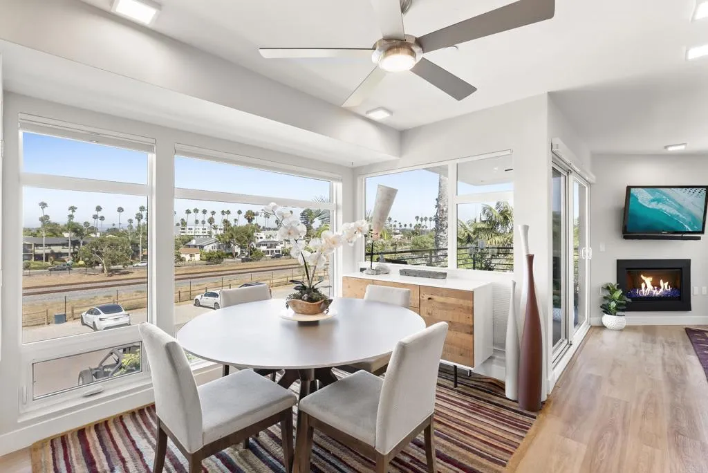 https://cdn.realtyfeed.com/cdn/127/306525546/d9a61e373456d08b297481454773a4e0.webp