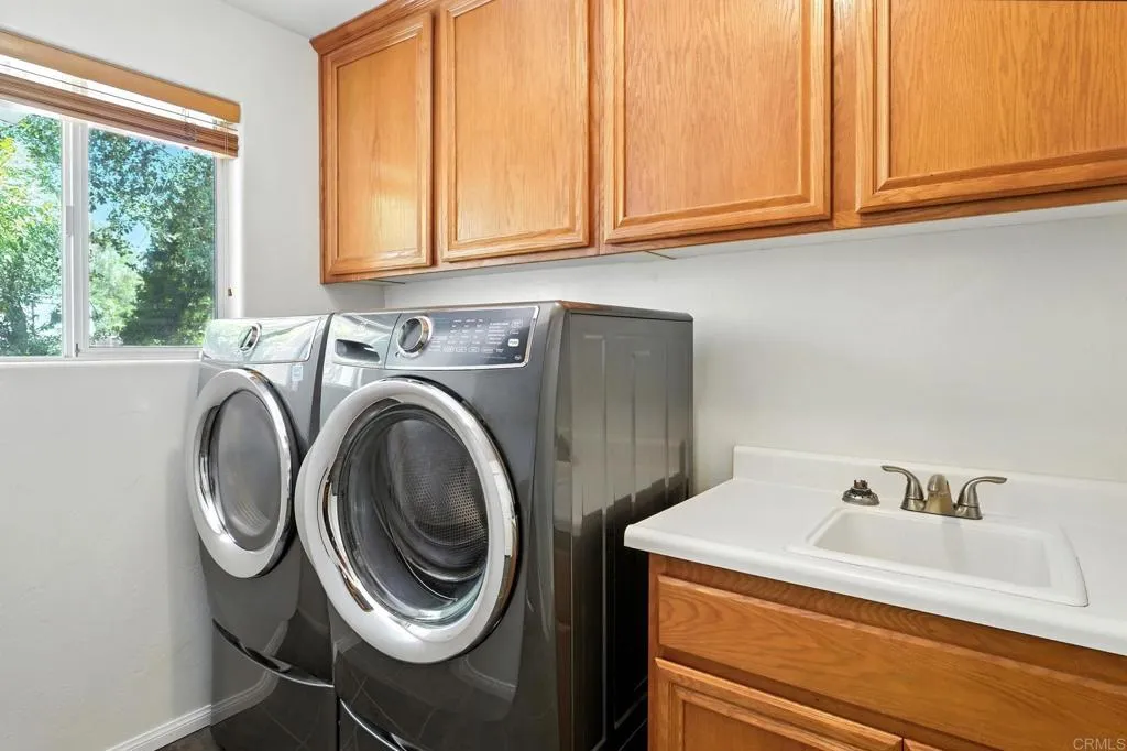 https://cdn.realtyfeed.com/cdn/127/306525569/01c21e9f2664b1e90f03c280f306840b.webp