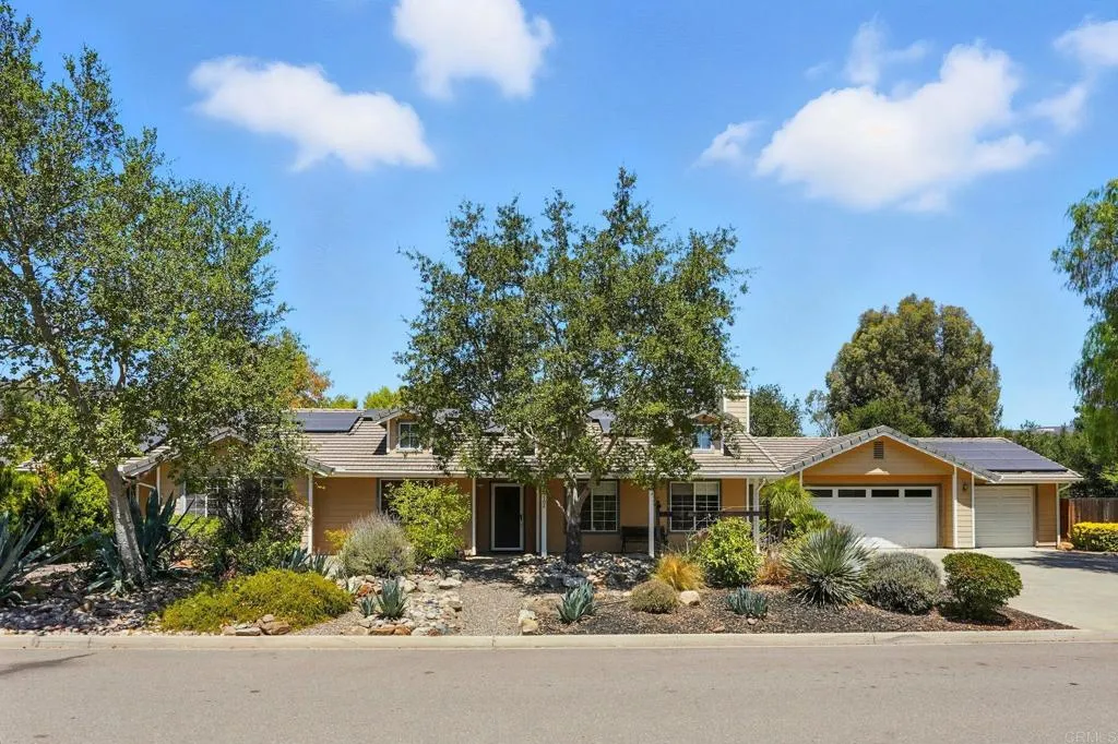 https://cdn.realtyfeed.com/cdn/127/306525569/51945cf388690a6e20e6ded173c766a5.webp
