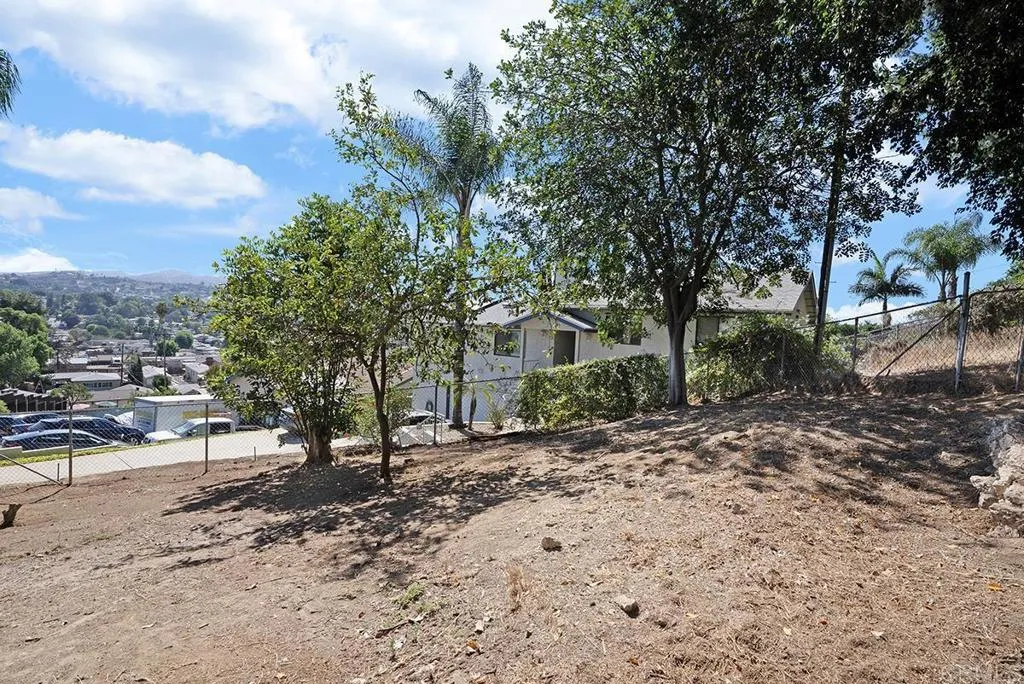 https://cdn.realtyfeed.com/cdn/127/306525570/cd75592c4614c8475de6f177c1d2d9fc.webp