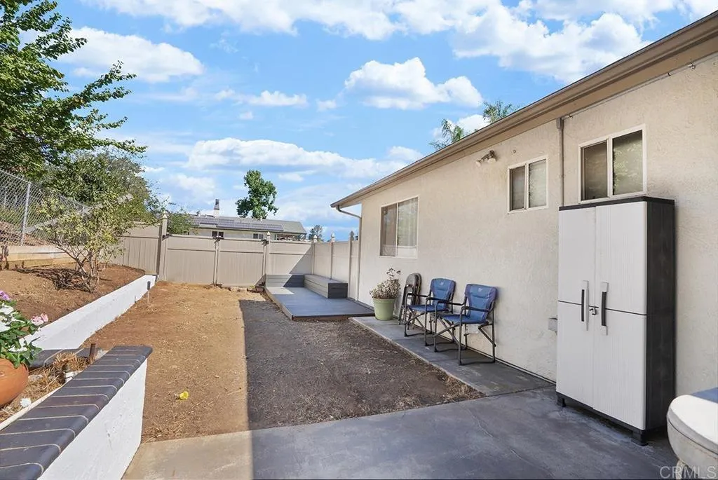 https://cdn.realtyfeed.com/cdn/127/306525570/e9e5290f931769c1c23425d0af520651.webp