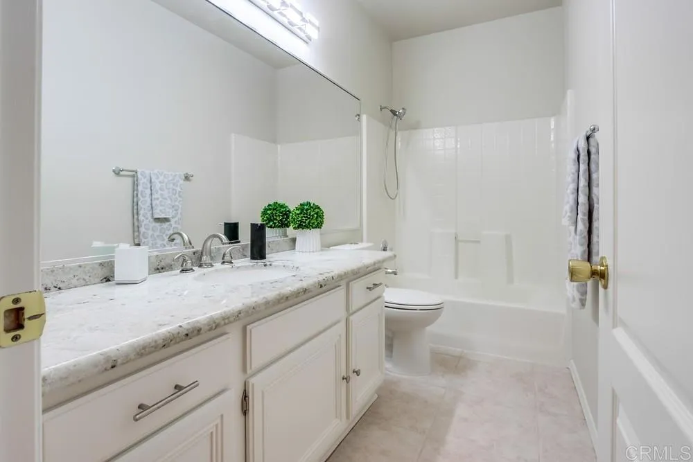 https://cdn.realtyfeed.com/cdn/127/306525802/44a8233c15aa02d3b0af3072b2c5d629.webp