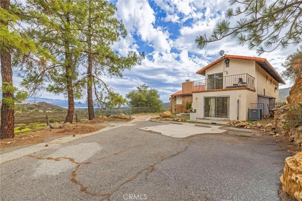 https://cdn.realtyfeed.com/cdn/127/306525849/122a6a7089906780f9a0d4136dd8372c.webp