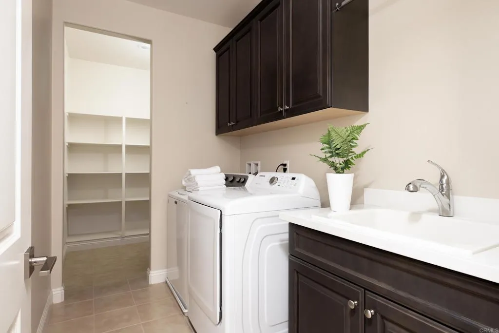 https://cdn.realtyfeed.com/cdn/127/306525865/6c6dc37db0dac7a463c96861861a1f25.webp