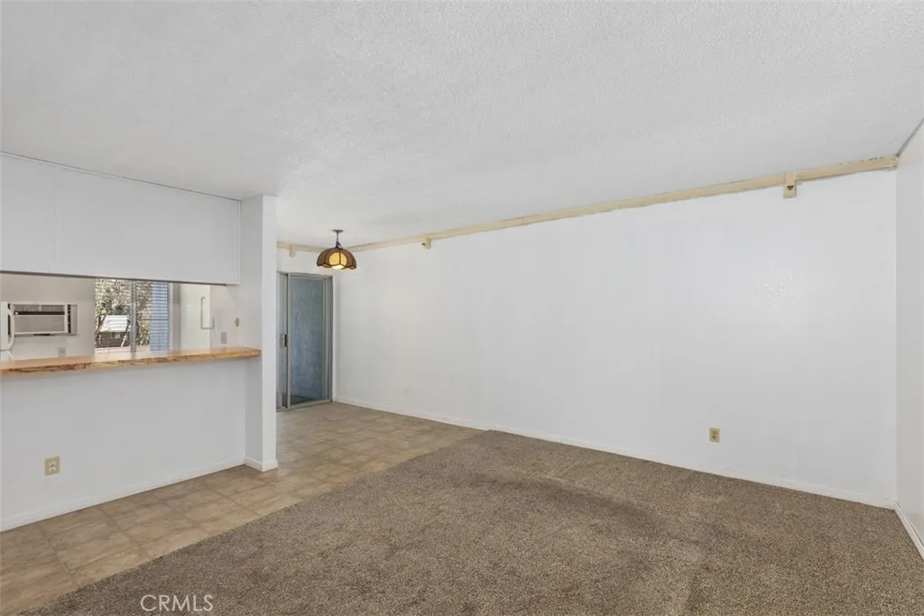 Photo #6: OC25190690 Listing 