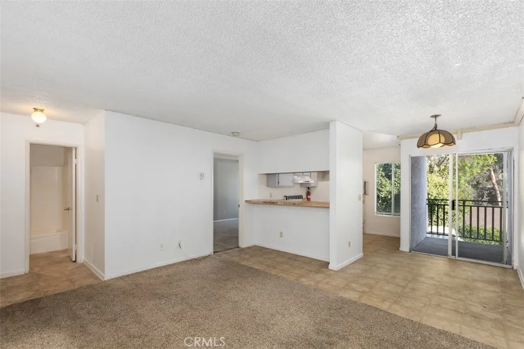 https://cdn.realtyfeed.com/cdn/127/306525879/459f63c4c1b9a28b5dbcc4e27683ce1a.webp