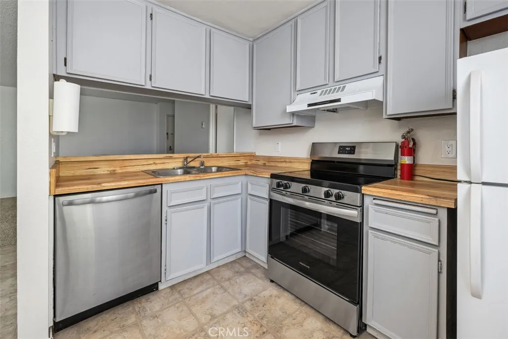 https://cdn.realtyfeed.com/cdn/127/306525879/51d55e8ca17eb4e8ceafc9213f4848f2.webp
