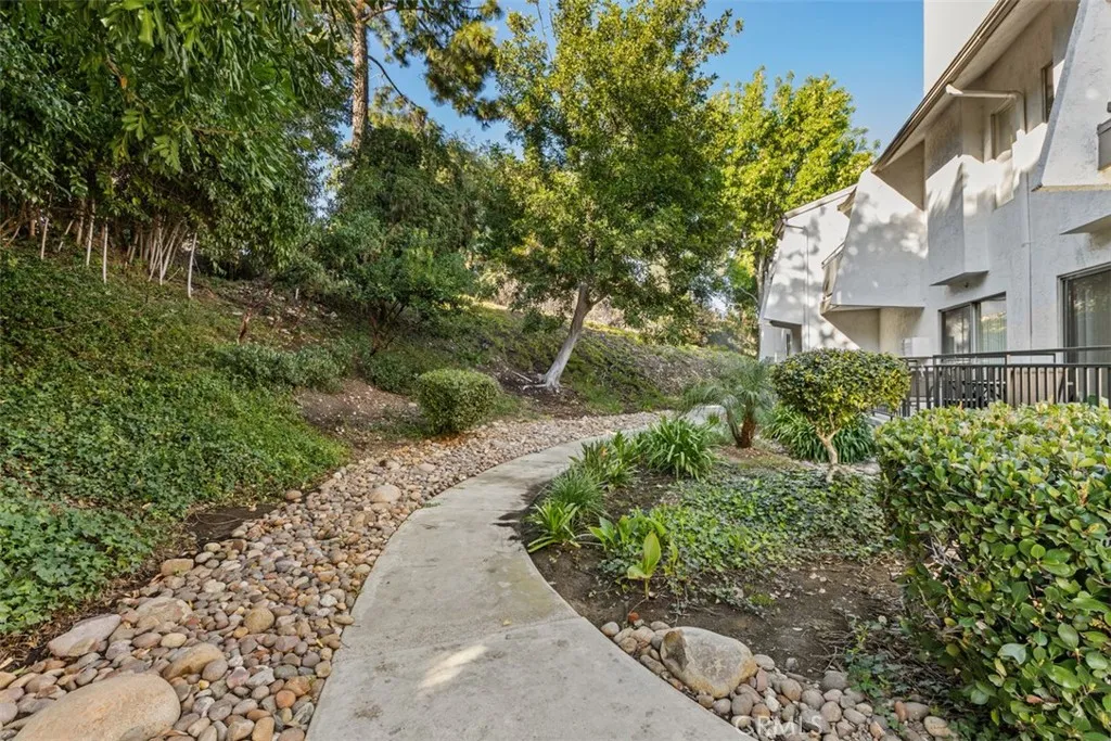 Photo #3: OC25190690 Listing 
