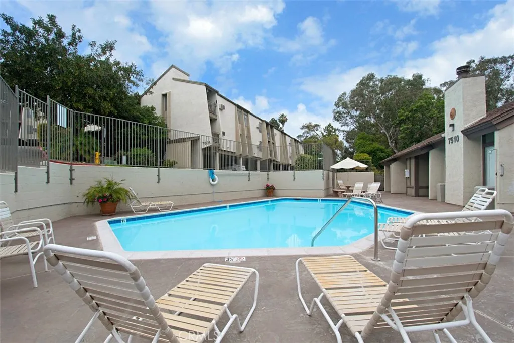 https://cdn.realtyfeed.com/cdn/127/306525879/e5c69cf9455413af3ad7579bb56b650d.webp