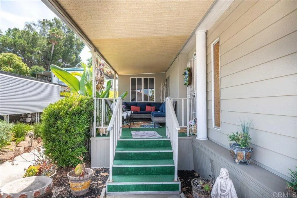 https://cdn.realtyfeed.com/cdn/127/306525965/7d759181111310542143af9780655670.webp