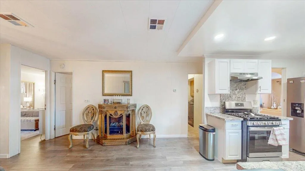 https://cdn.realtyfeed.com/cdn/127/306525965/96efd3ebbf9a173a4e0d20fea6334e41.webp