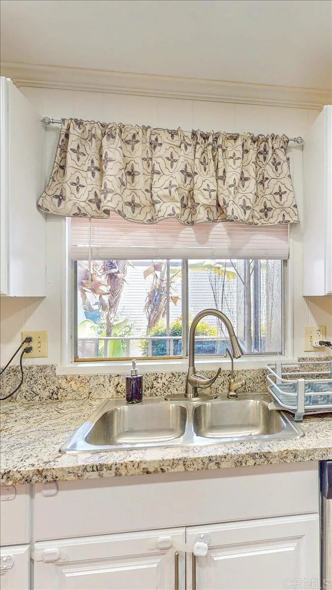 https://cdn.realtyfeed.com/cdn/127/306525965/cc5dcfc35d49b5b64a887ed4adebbcf9.webp