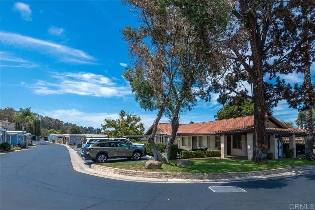 https://cdn.realtyfeed.com/cdn/127/306525965/d30aec77dcf6ed5635eee0f2f53d2c47.webp