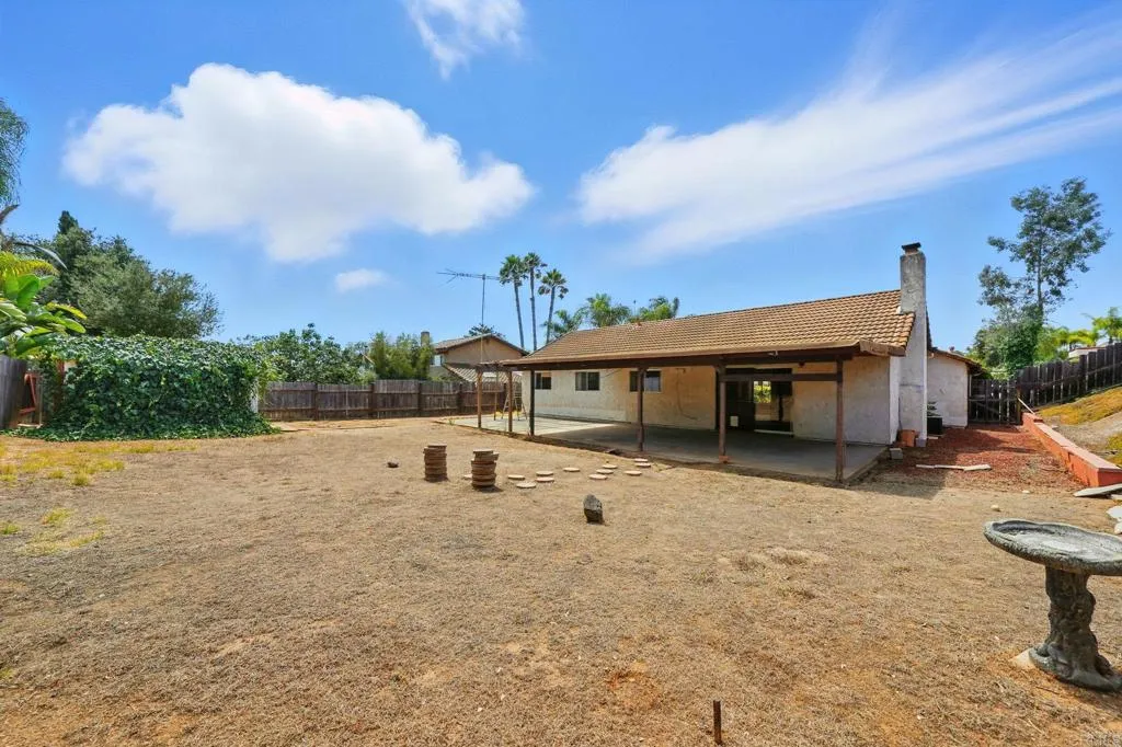 https://cdn.realtyfeed.com/cdn/127/306525998/0d7879a36141b85410f46266fb7592db.webp