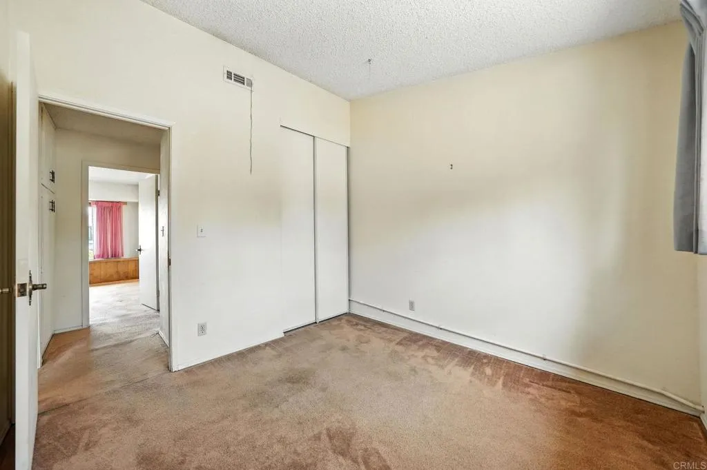 https://cdn.realtyfeed.com/cdn/127/306525998/7345aaca8aaf3f2315c309c0e625d86a.webp