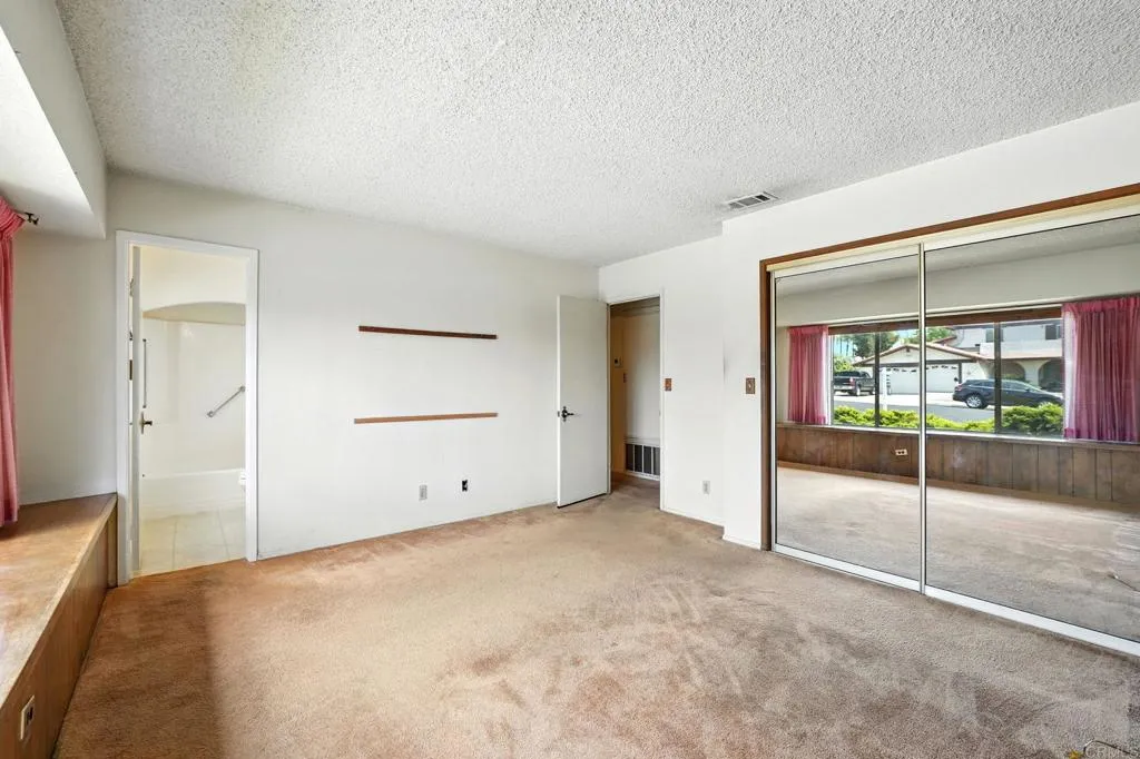 https://cdn.realtyfeed.com/cdn/127/306525998/78782a198fdca5266287384790ec42f6.webp