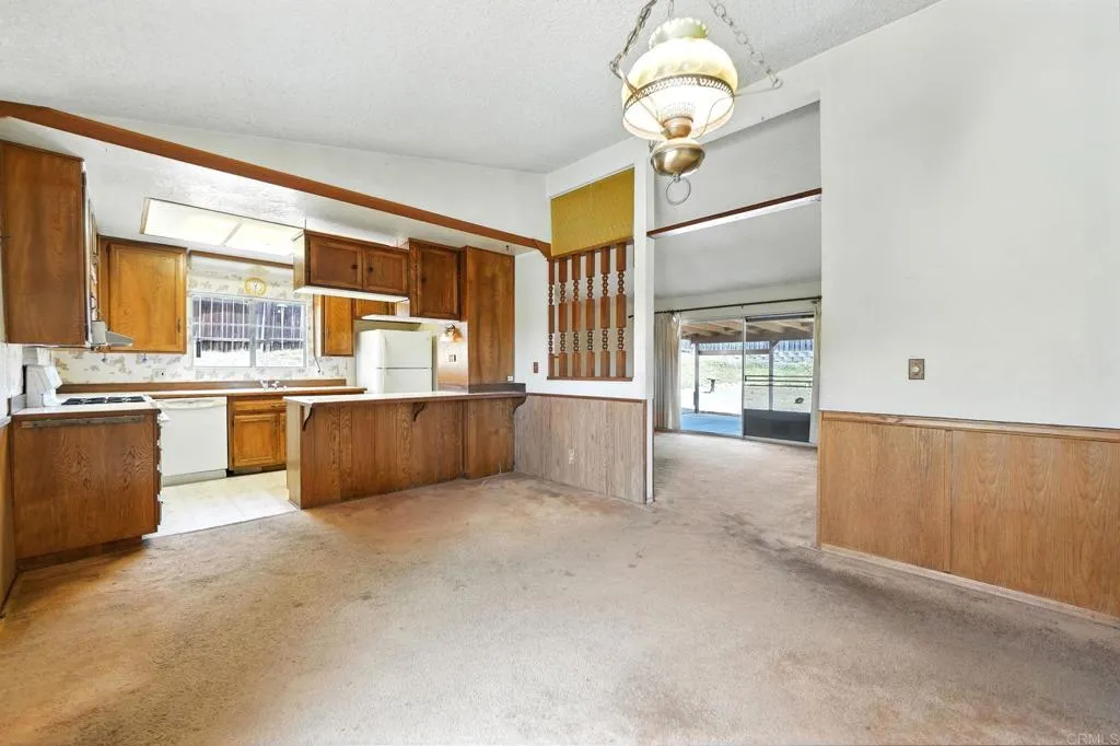 https://cdn.realtyfeed.com/cdn/127/306525998/d5f2cb62c0f50b0203bbb73db5a9000a.webp