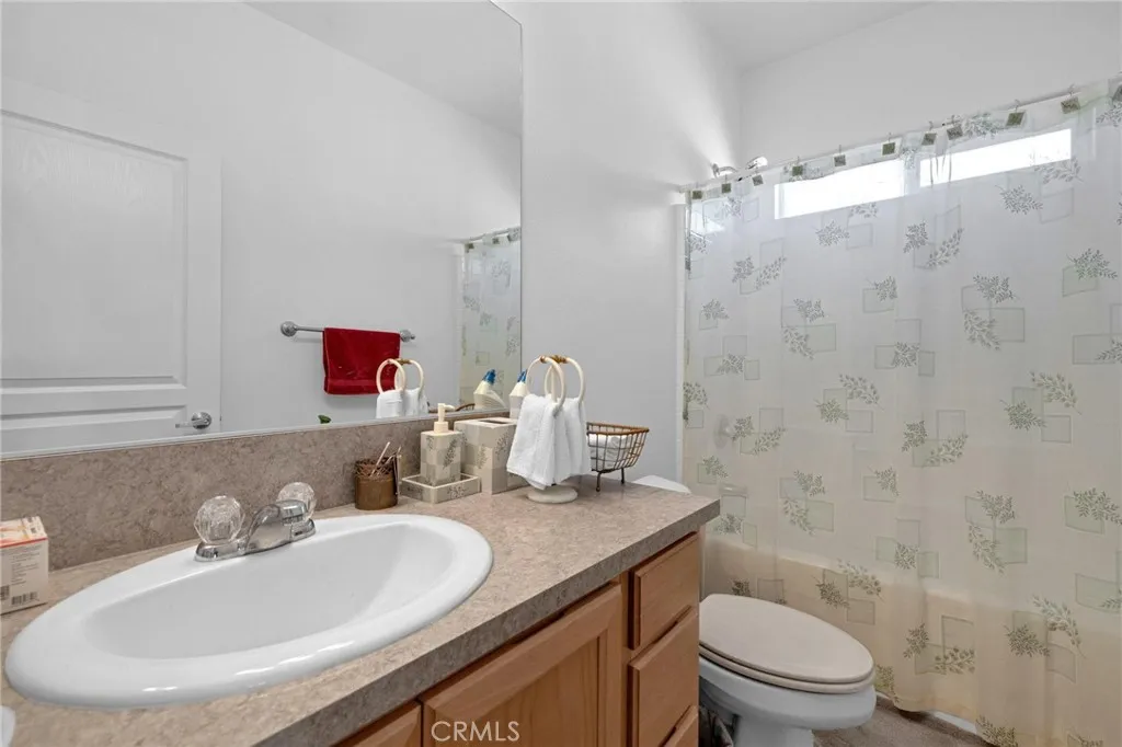 https://cdn.realtyfeed.com/cdn/127/306526015/3f490f49886cbdeeb86742d342199049.webp
