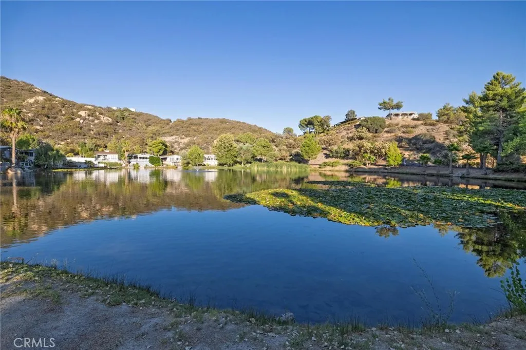 https://cdn.realtyfeed.com/cdn/127/306526015/6688d2b3f3e86569e38ea5a17326a04d.webp