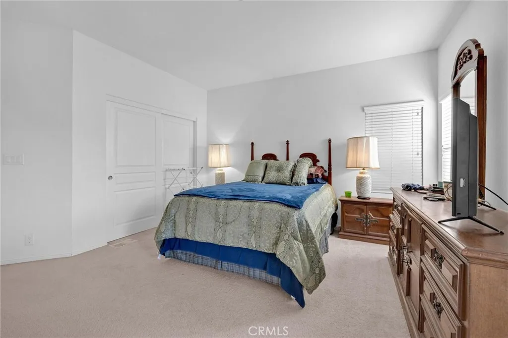 https://cdn.realtyfeed.com/cdn/127/306526015/8dd3462d917557b7d200de41987b4c09.webp