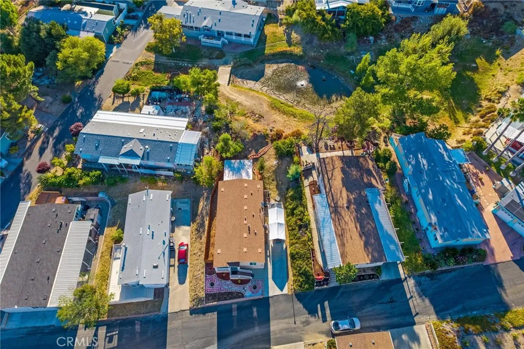 https://cdn.realtyfeed.com/cdn/127/306526015/a1a7a29bfbe5efa09a8d07c137ef1003.webp