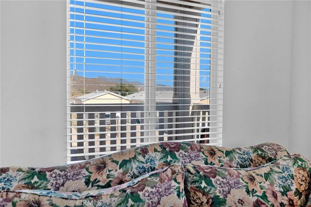 https://cdn.realtyfeed.com/cdn/127/306526015/f48da7a404aa51b204d104dfb4c24b4a.webp