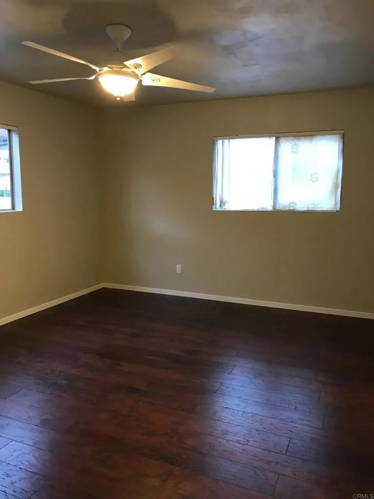 https://cdn.realtyfeed.com/cdn/127/306526017/600d7e1054824bbf6be5ea81d3e0fa2f.webp
