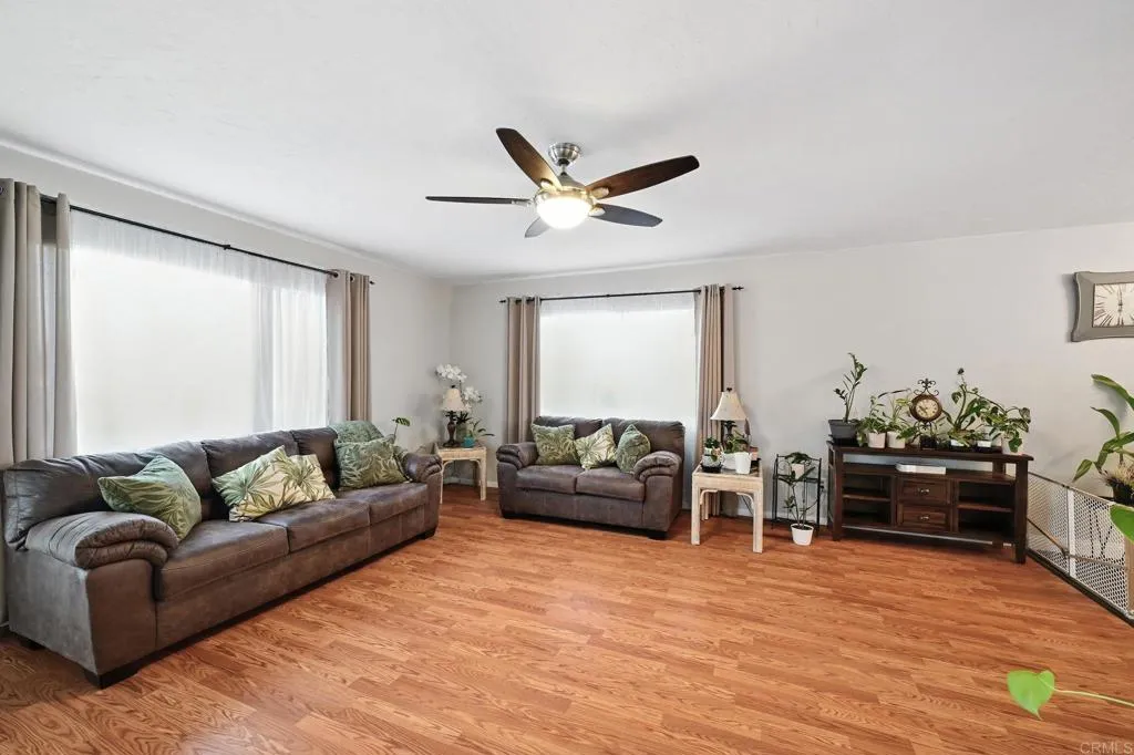 https://cdn.realtyfeed.com/cdn/127/306526017/859056228b23b9d70576f25f70c867f0.webp
