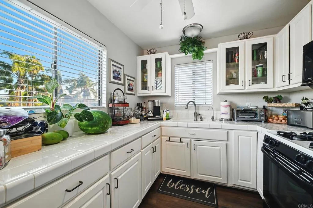 https://cdn.realtyfeed.com/cdn/127/306526017/bf1e825ff55c8723b3357bea895c1c2f.webp