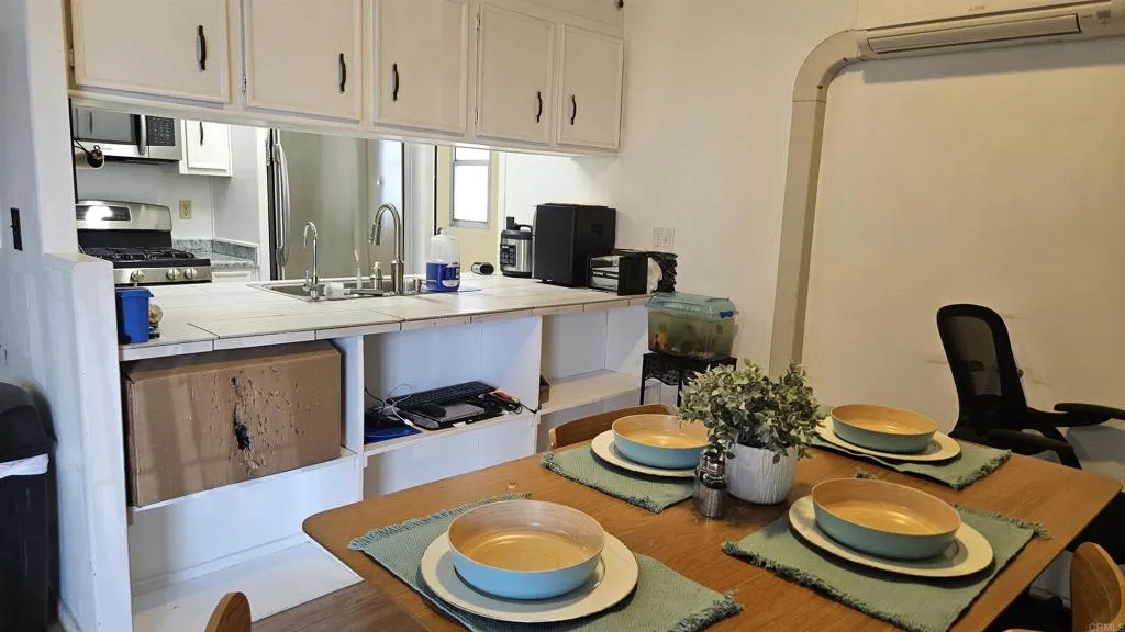 https://cdn.realtyfeed.com/cdn/127/306526058/e484ca0786206ea60d8d40594a035e6f.webp
