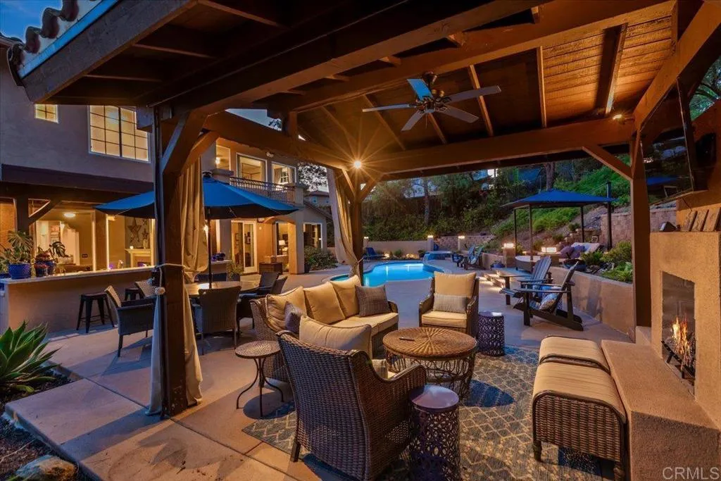 https://cdn.realtyfeed.com/cdn/127/306526062/bf58d0fe602b830c65fa24b16cfa0179.webp