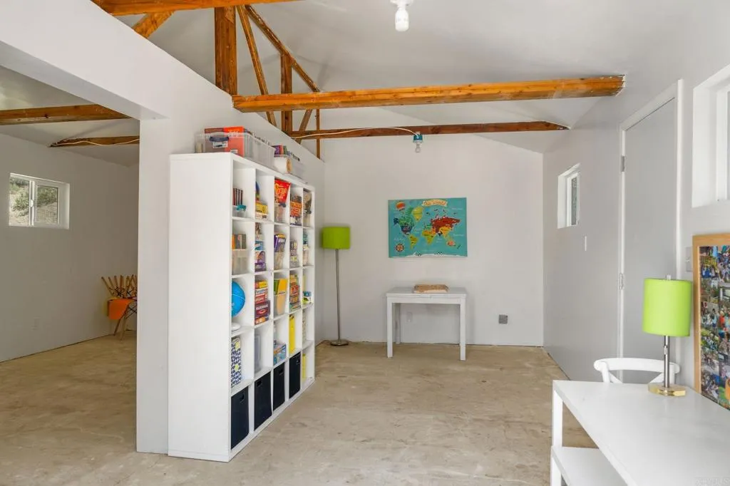 https://cdn.realtyfeed.com/cdn/127/306526075/d8f74f21a5fa065f9f449f09e01e411a.webp