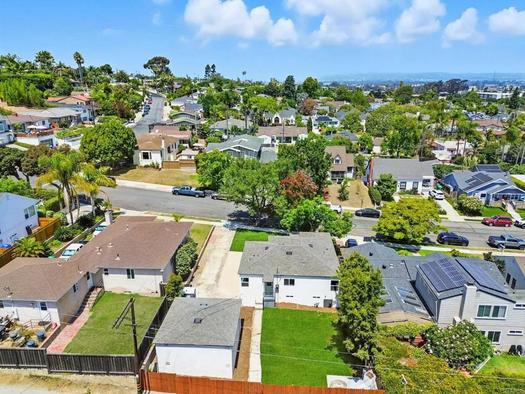 https://cdn.realtyfeed.com/cdn/127/306526108/78269cd6db64f334f01b8e5cf05ef6be.webp