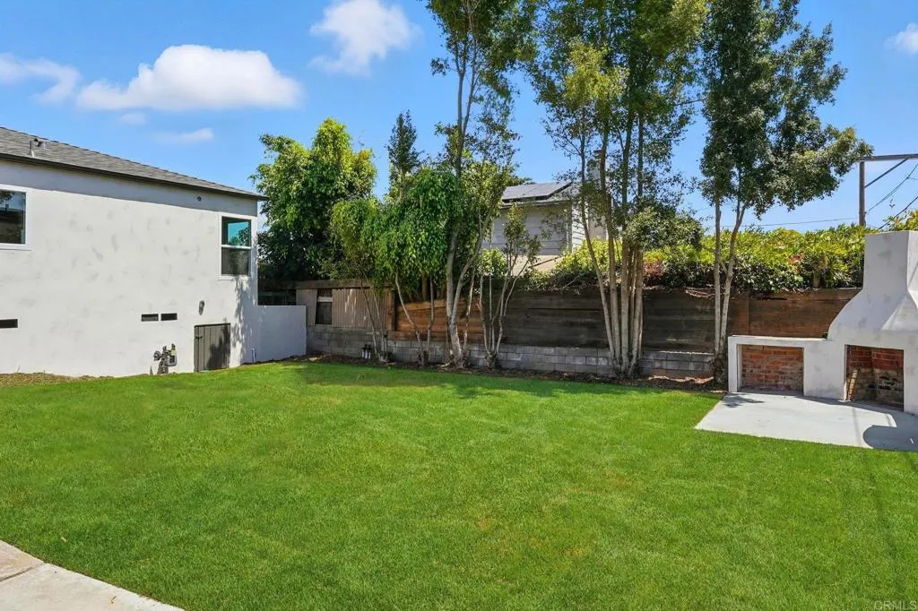 https://cdn.realtyfeed.com/cdn/127/306526108/8d82a14d9c8a5b1b28e06be67580d6fa.webp