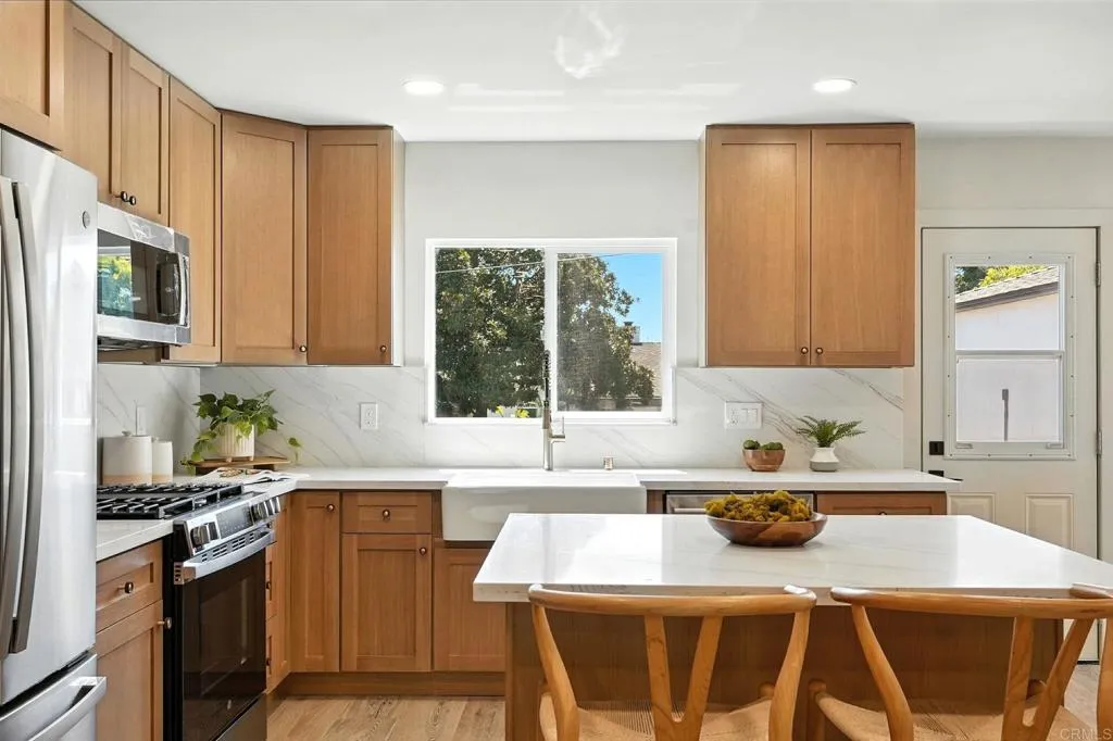 https://cdn.realtyfeed.com/cdn/127/306526108/ddd9d35cff600c12d6f48826b9d20806.webp