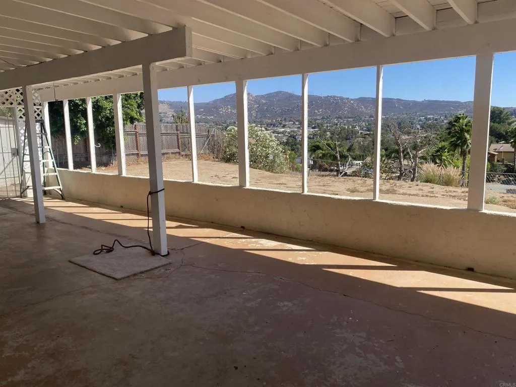 https://cdn.realtyfeed.com/cdn/127/306526109/292358abda460ca19a8000dc801ab767.webp