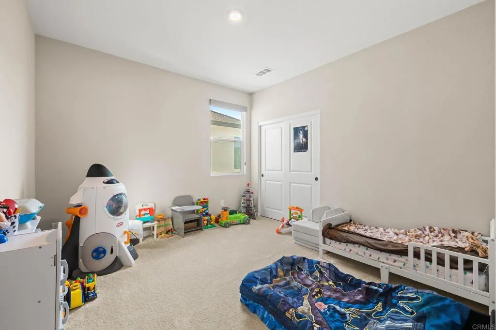 https://cdn.realtyfeed.com/cdn/127/306526112/0545a202ee51b56635b199388580572e.webp