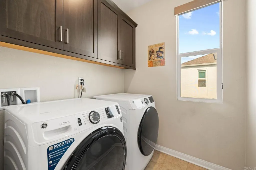 https://cdn.realtyfeed.com/cdn/127/306526112/30a423935a9aaad7406da211857bc0b3.webp