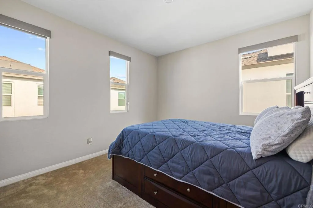 https://cdn.realtyfeed.com/cdn/127/306526112/4eaaa7ed644a45627e32175ad0c1a96a.webp