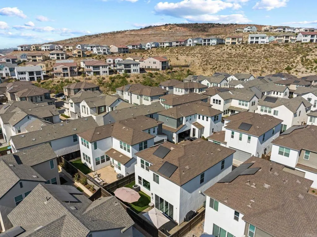 https://cdn.realtyfeed.com/cdn/127/306526112/cac35458295ea315762772550b168f05.webp