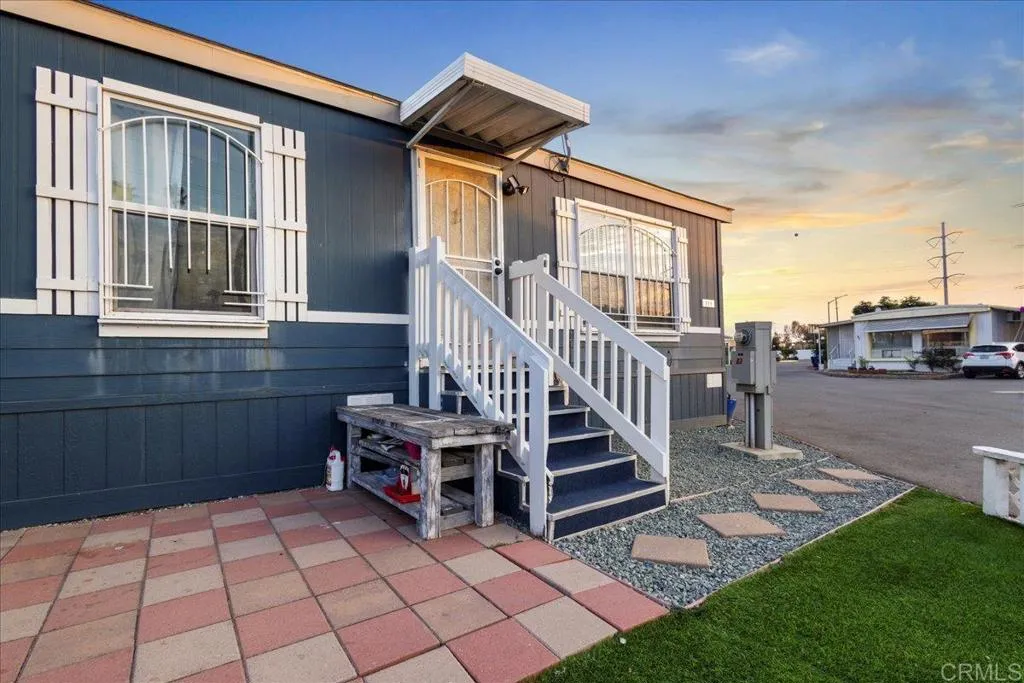 https://cdn.realtyfeed.com/cdn/127/306526176/0fa3f2f994c7bf455c095a4a9964ff7b.webp