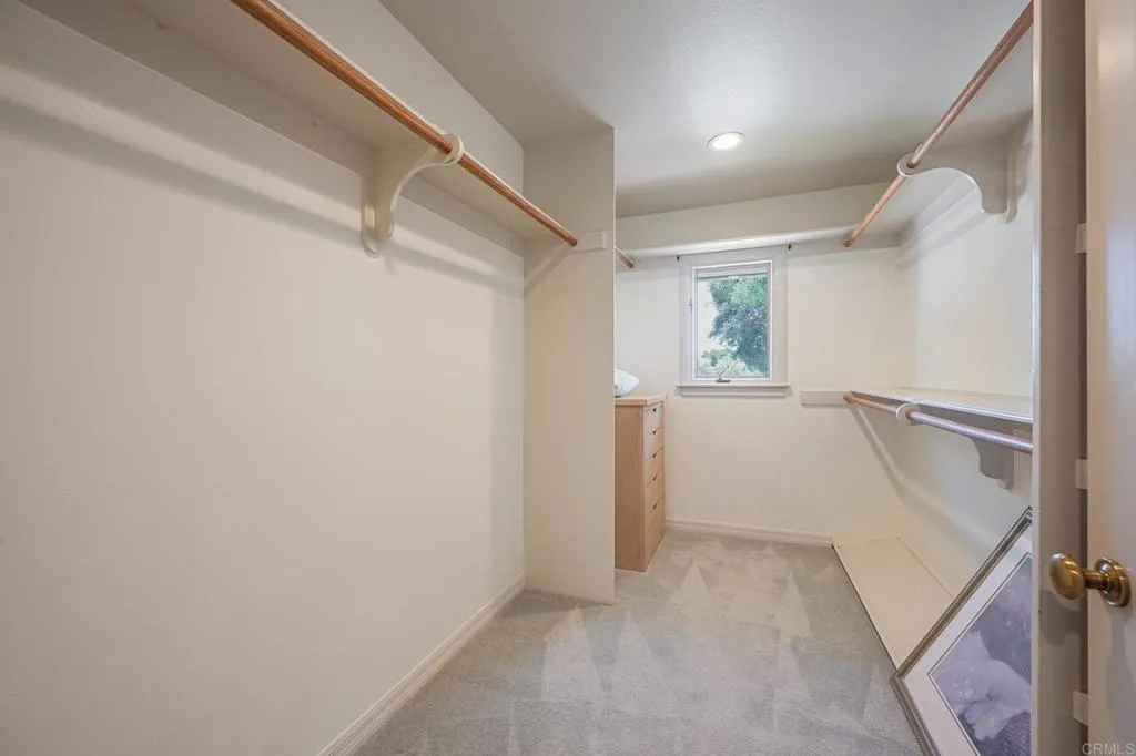 https://cdn.realtyfeed.com/cdn/127/306526214/80e85bb404bf88365c1668351bacc377.webp