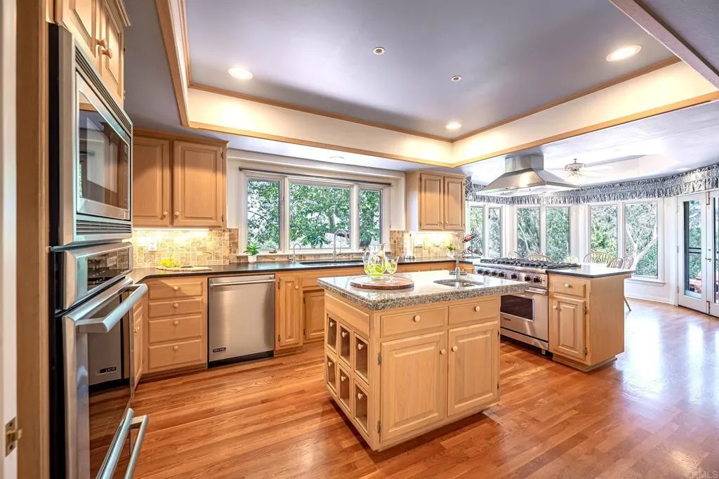 https://cdn.realtyfeed.com/cdn/127/306526214/e2d0f0ac568a78317457f86d2ca98435.webp