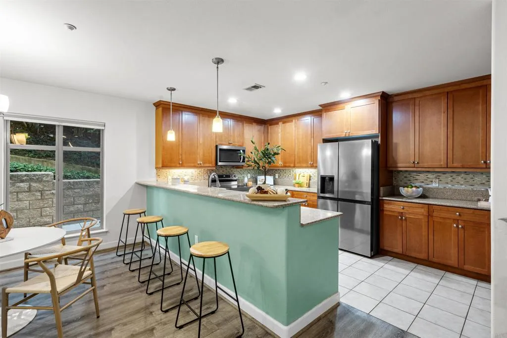 Photo #2: NDP2508309 Listing 