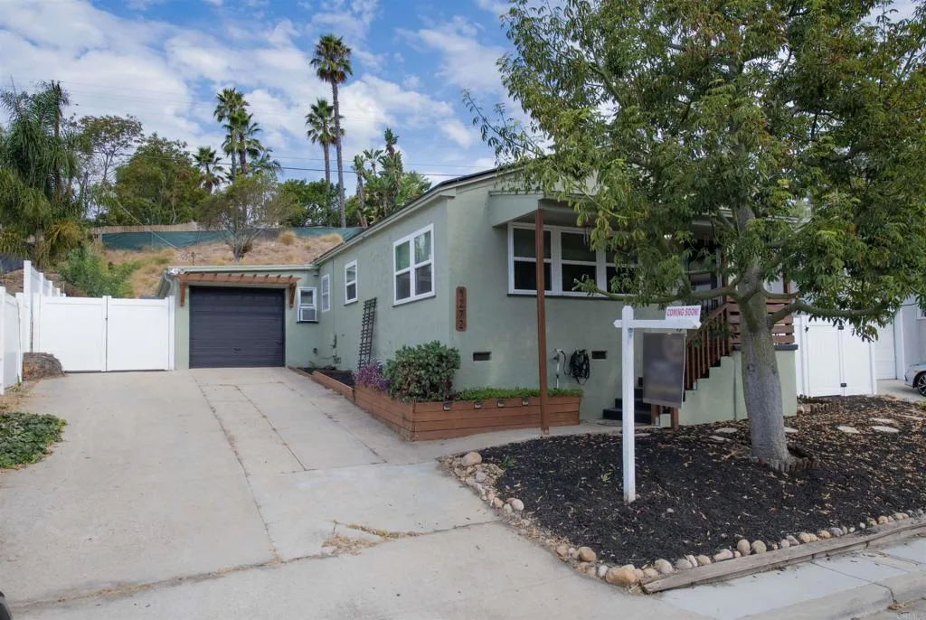 https://cdn.realtyfeed.com/cdn/127/306526261/7fdc674da2e7cfe9a40eadefbbc01af9.webp